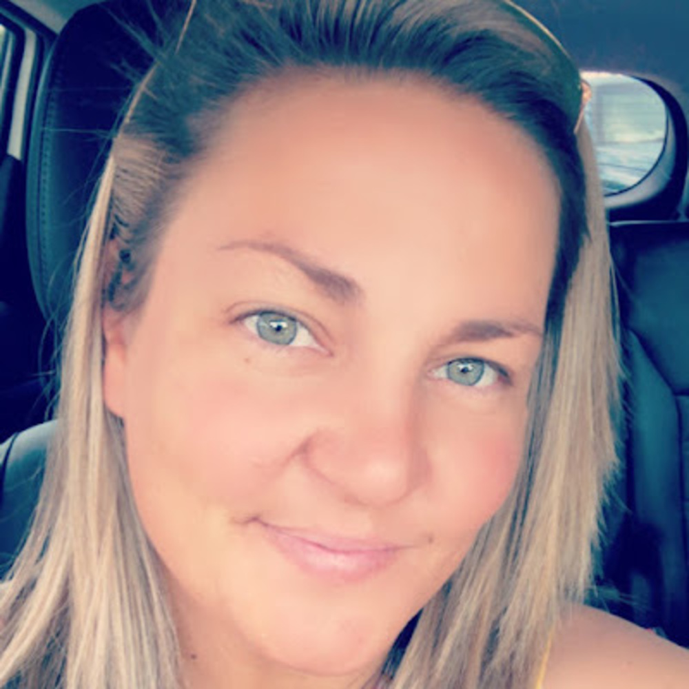 Meet your Posher, Tiffany